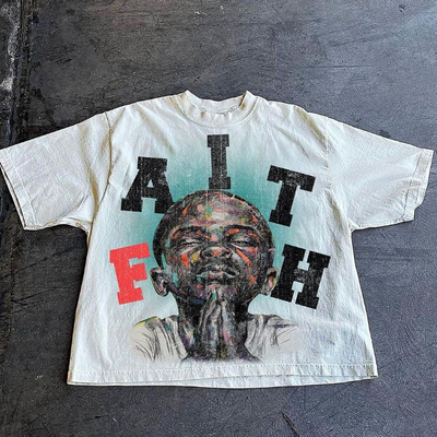 T-shirt da uomo con taglio a scatola Peso pesante 100% cotone O collo Logo stampato graficamente Modello personalizzato